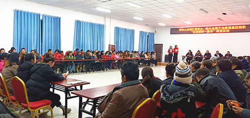 以文化為紐帶 聚民心強(qiáng)基礎(chǔ)——輪臺(tái)工業(yè)園區(qū)管委會(huì)園藝場(chǎng)創(chuàng)新開展民族團(tuán)結(jié)系列活動(dòng)